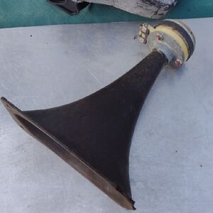 Vintage CDC Black Tweeter